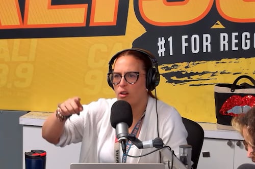 Angélica Vale estalla ante burlas sobre el karma por divorciarse: “Ya tengo suficiente”