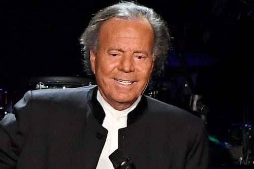 Fiscalía española archiva la denuncia contra Julio Iglesias por falta de jurisdicción