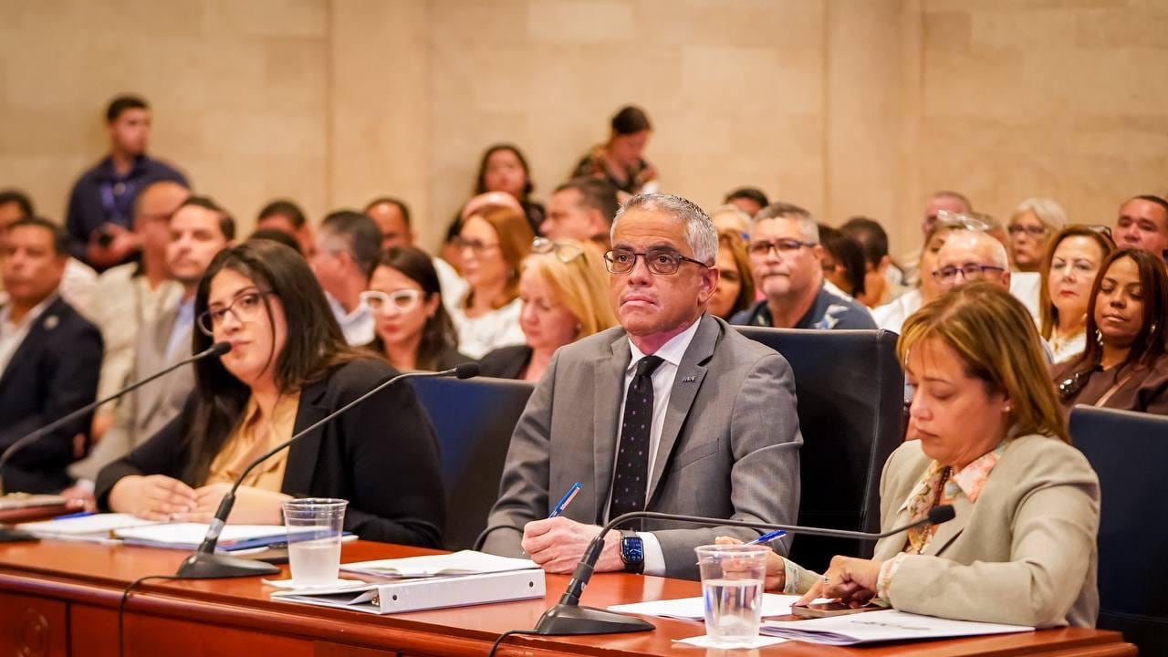 Comisión senatorial evalúa proyecto para crear “Ley Especial de Retiro Incentivado y Garantías de Pensión Justa a Empleados Esenciales”