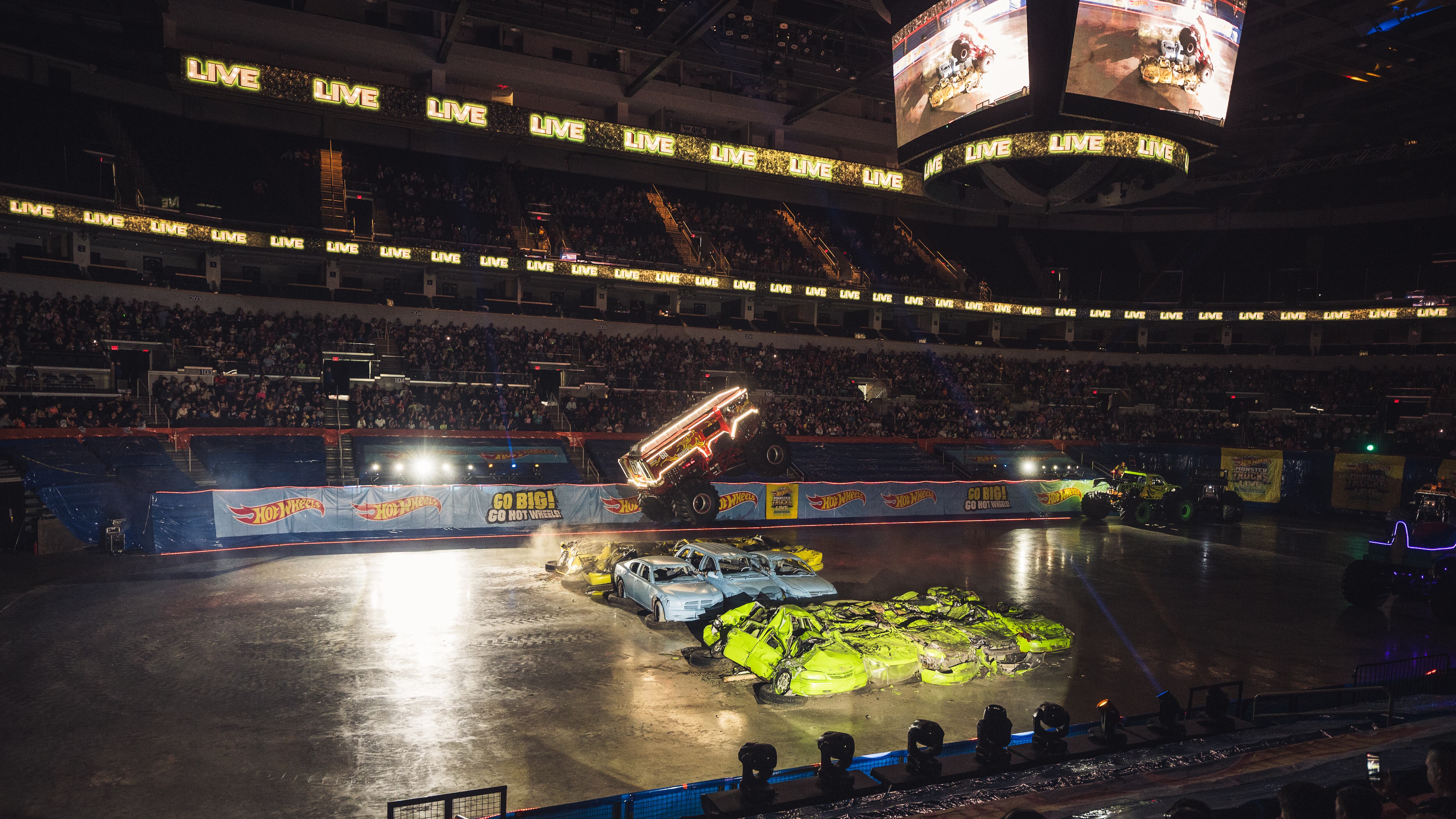 Hot Wheels Monster Trucks Live