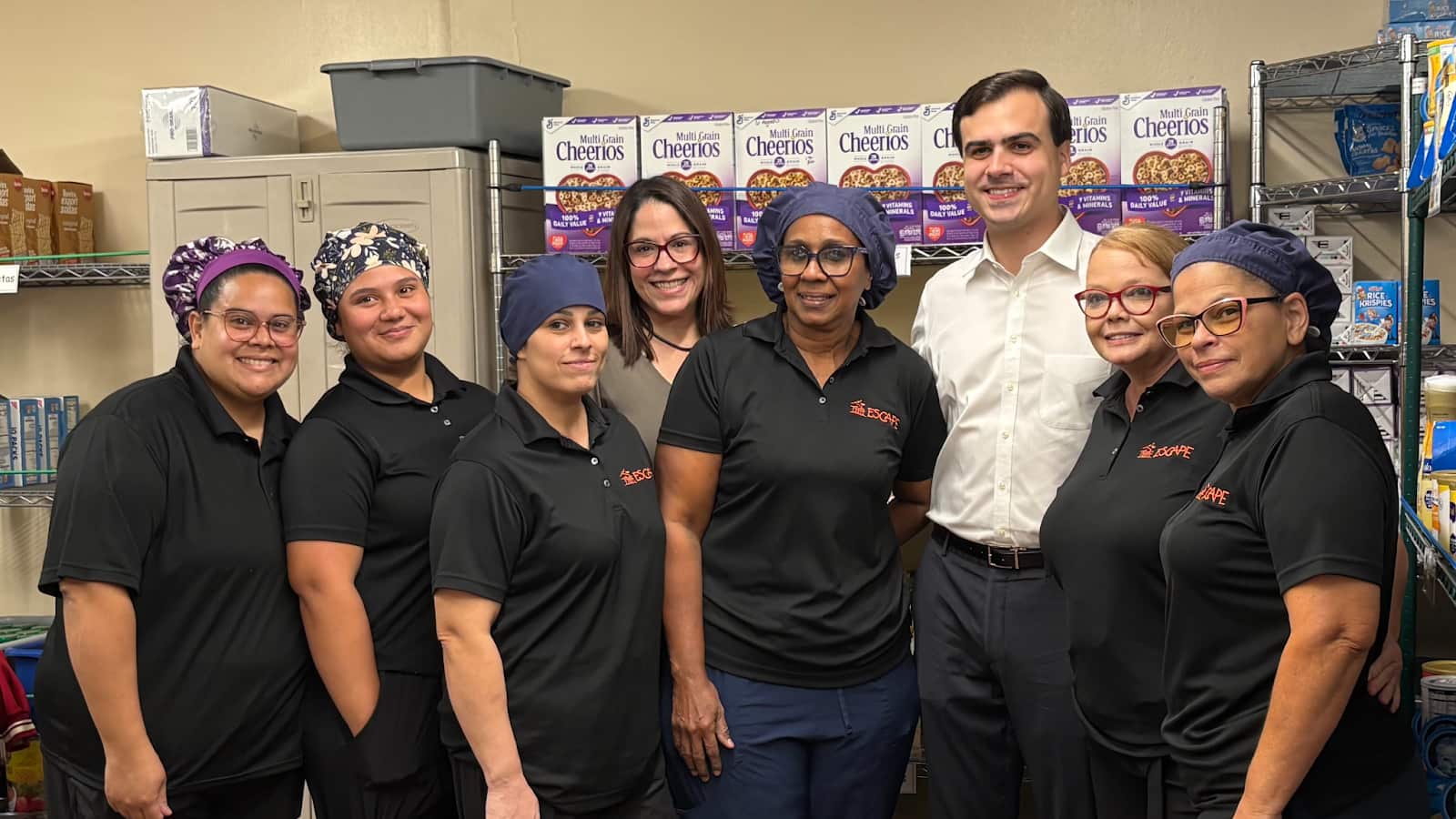 Comisionado Residente visita el Centro de Fortalecimiento Familiar ESCAPE en Gurabo