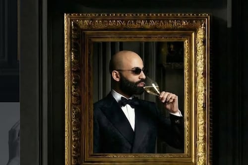 Arcángel brinda con su propio espumoso “Hermanos Santos”