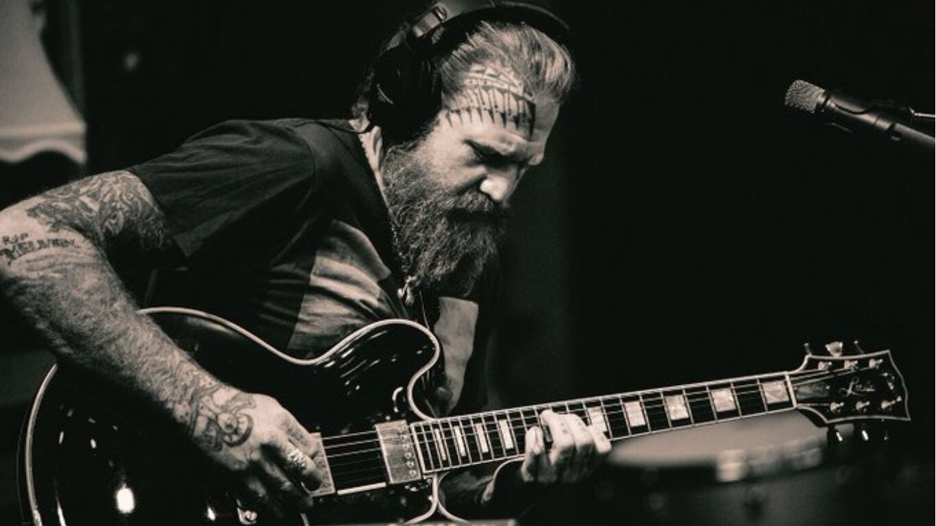 Muere Brent Hinds