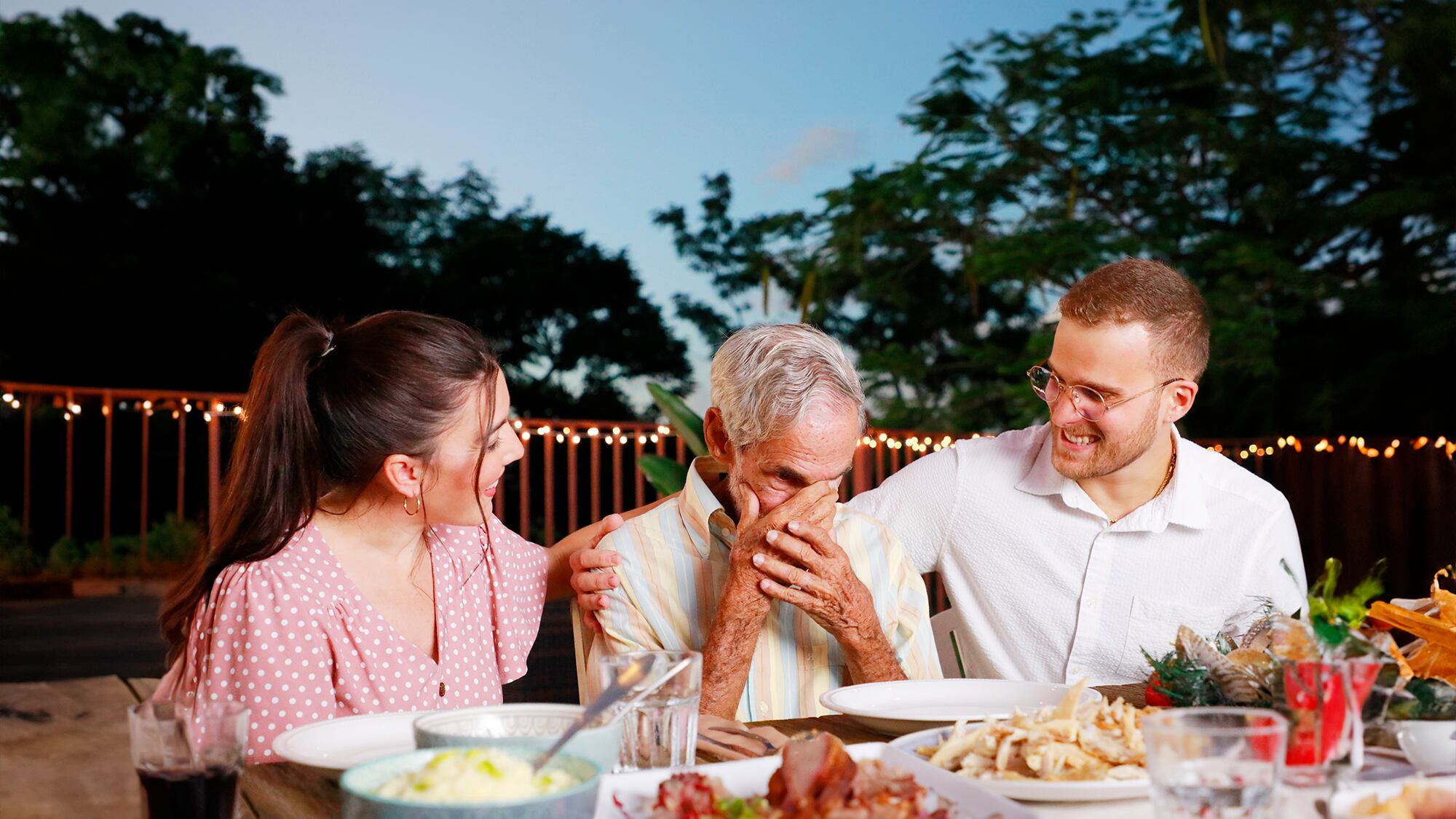 Comercial Universal 2023