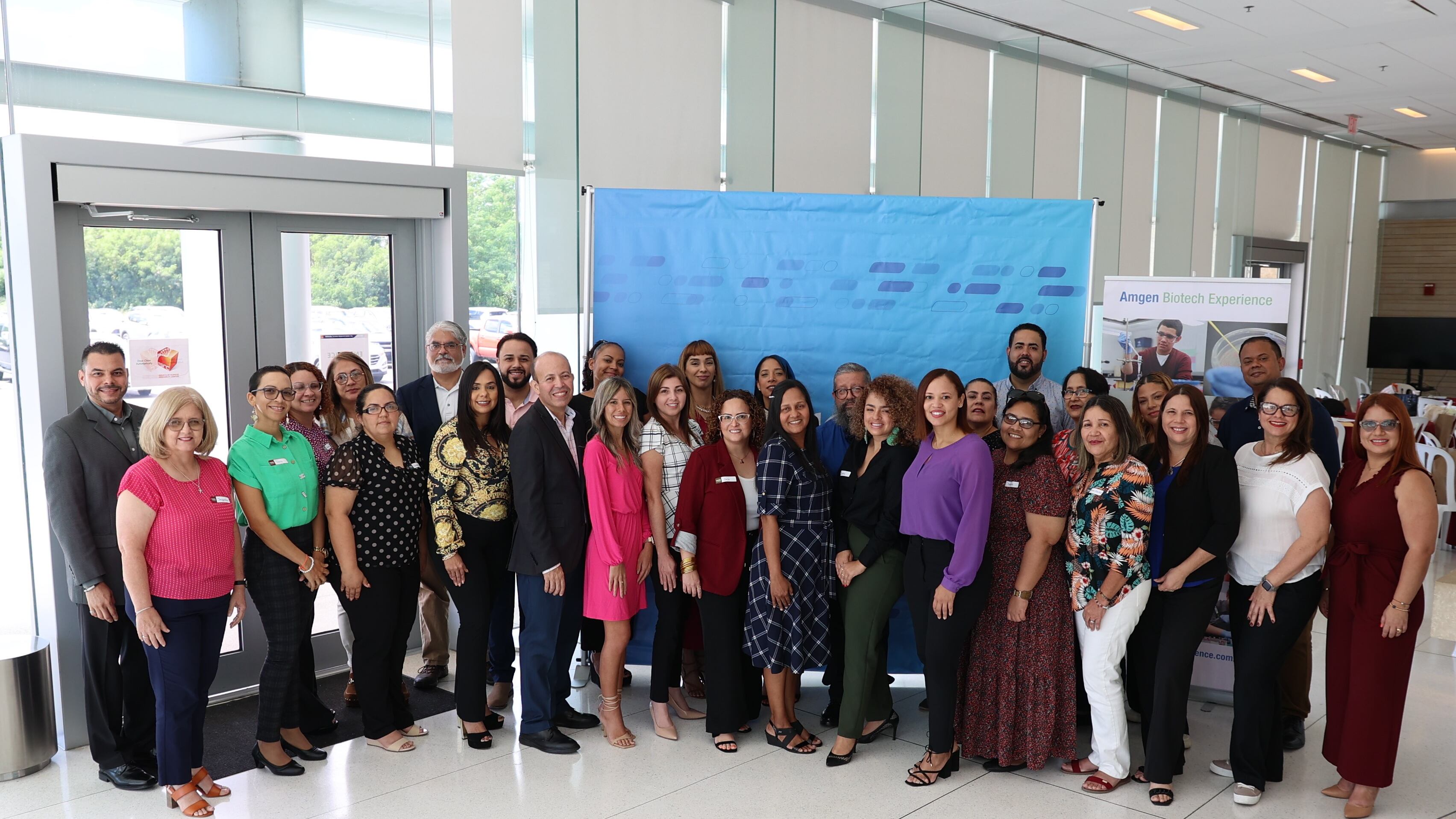 Amgen Biotech Experience reconoce el compromiso y la dedicación de maestros de ciencias como parte de la celebración de los 15 años de la iniciativa educativa en Puerto Rico.
