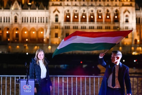 La oposición de Hungría, liderada por el conservador Péter Magyar, gana elecciones