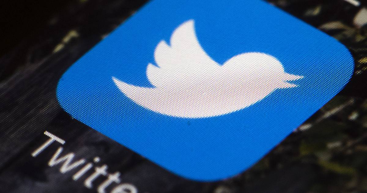 Twitter bans ads that promote misleading climate change claims