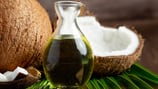 Seis beneficios del aceite de coco para humectar la piel