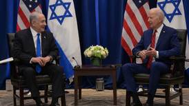 Biden dice a Netanyahu que apoyo estadounidense dependerá de nuevas medidas para proteger a civiles